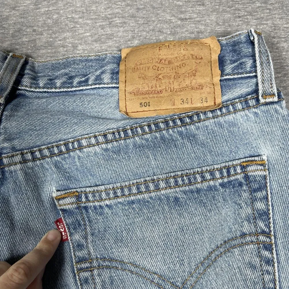 VTG Levi's 501 Jeans Mens 34x34 (32x29) Light Wash Straight Classic Button Fly